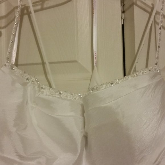 Wedding Dress New Size 16 - Picture 3 of 6